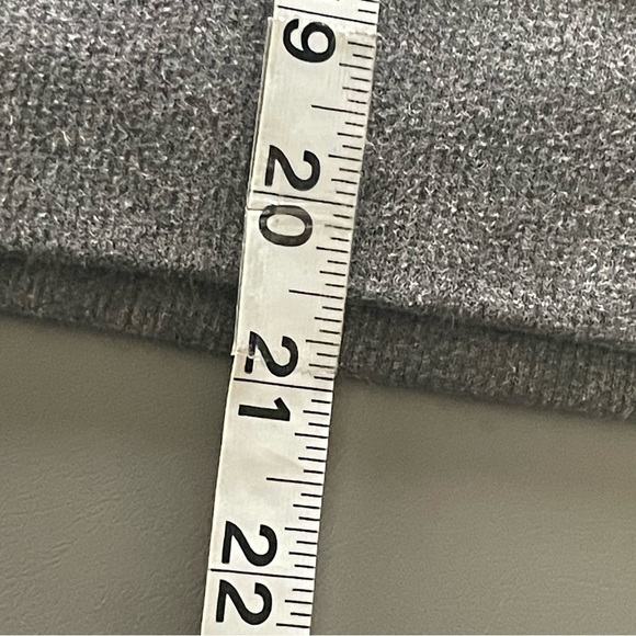 Puma Kids Pullover Hoodie – Gray & Burgundy  Size: Small (8) - Picture 11 of 11